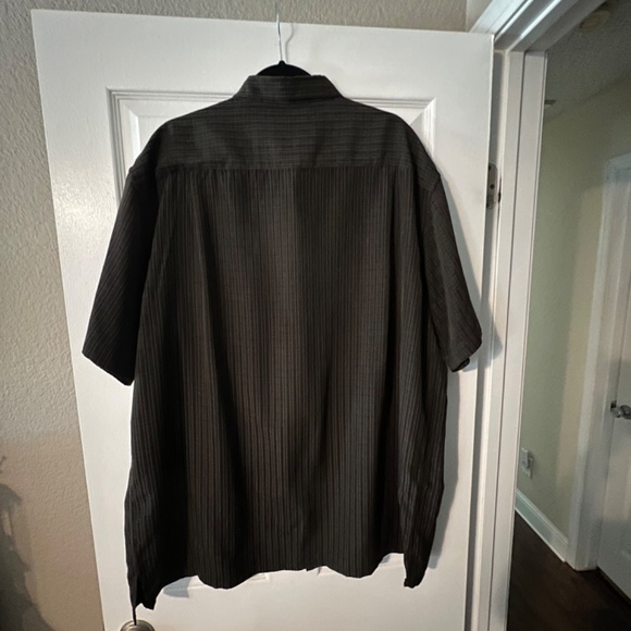 J. Ferrar Men’s Short Sleeve Button Shirt - Picture 2 of 3